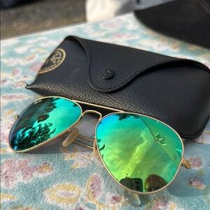 Ray-Ban Gold Frame with Green Lenses Sunglasses